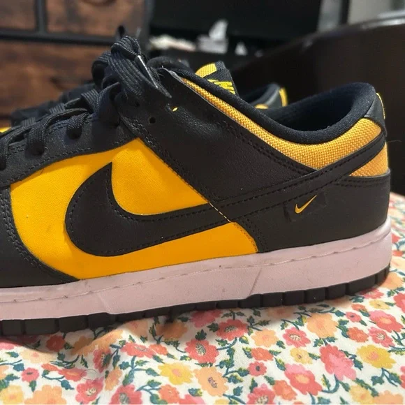 NIKE DUNK LOW ‘REVERSE GOLDENROD’